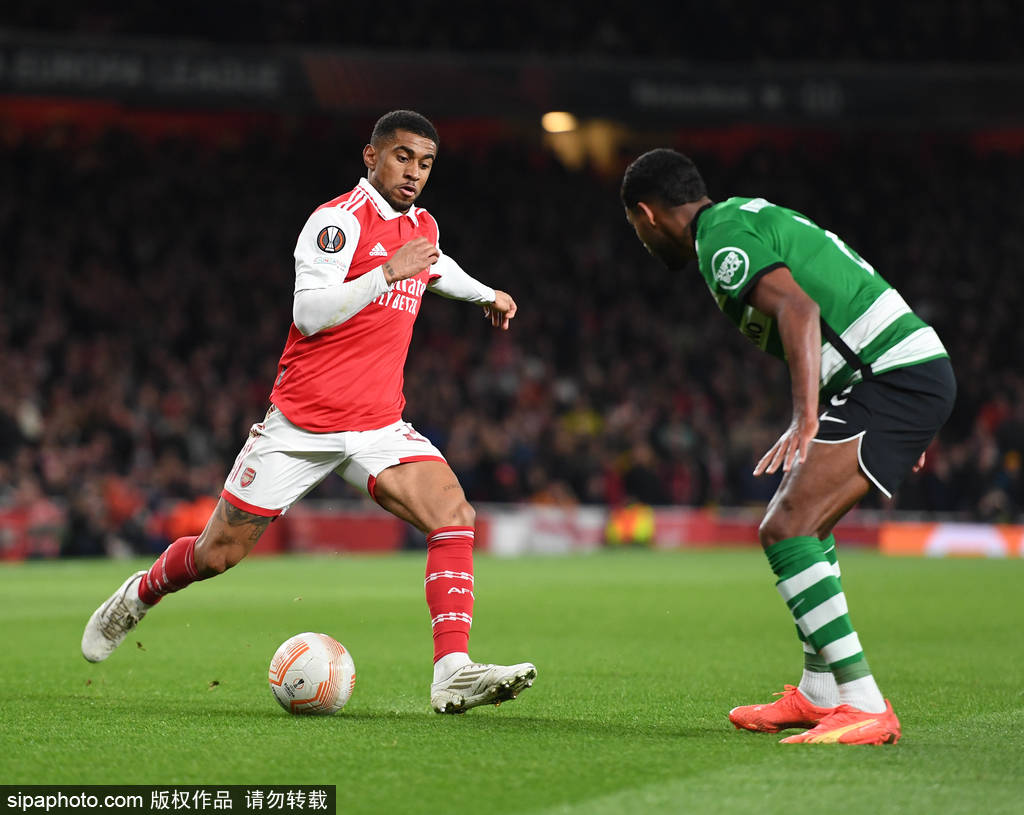 开云体育app-广东宏远训练开放日，今晚再遭质疑引欢呼，欧联在即，轮换策略成焦点